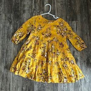 Old Navy Dress adorable
